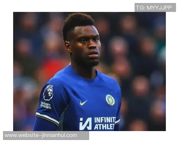 里昂有意租借切尔西后卫迪萨西双方已展开接触 里昂有意租借切尔西后卫迪萨西双方已展开接触