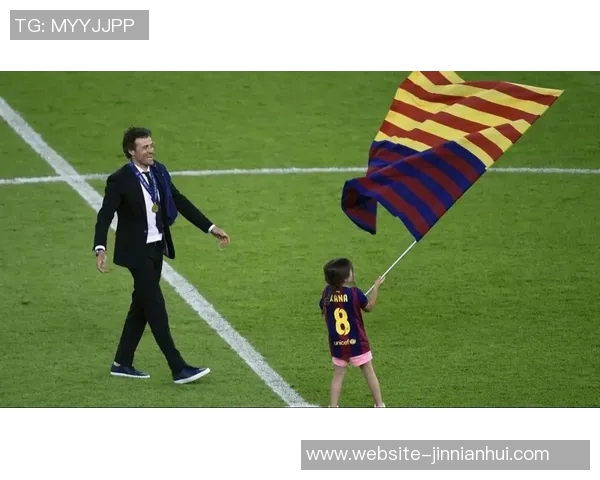 恩里克称若无伤病将征召登贝莱并赞马尔基尼奥斯为真正领袖