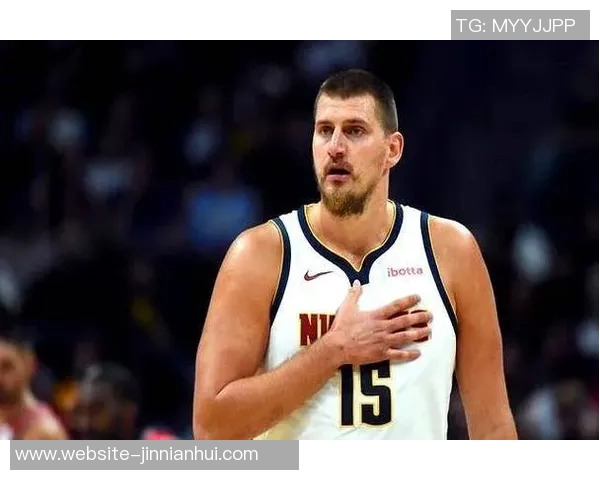 卡尔盛赞约基奇第六季MVP表现称其为篮球历史顶尖球员之一 卡尔盛赞约基奇第六季MVP表现称其为篮球历史顶尖球员之一