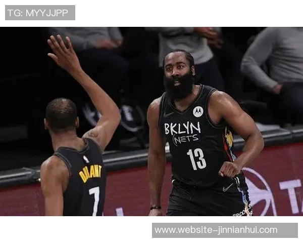 浓眉对战旧主状态回暖15投7中斩获18分9篮板2助攻1封盖 浓眉对战旧主状态回暖15投7中斩获18分9篮板2助攻1封盖