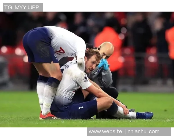 天空报道凯恩脚踝受伤能否参加与威尔士热身赛仍存疑虑