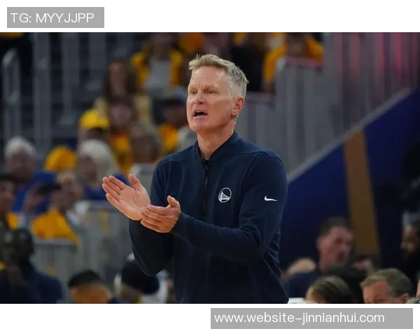 库明加赛后分享时尚穿搭照引发关注连续被DNP的他状态如何调整 库明加赛后分享时尚穿搭照引发关注连续被DNP的他状态如何调整